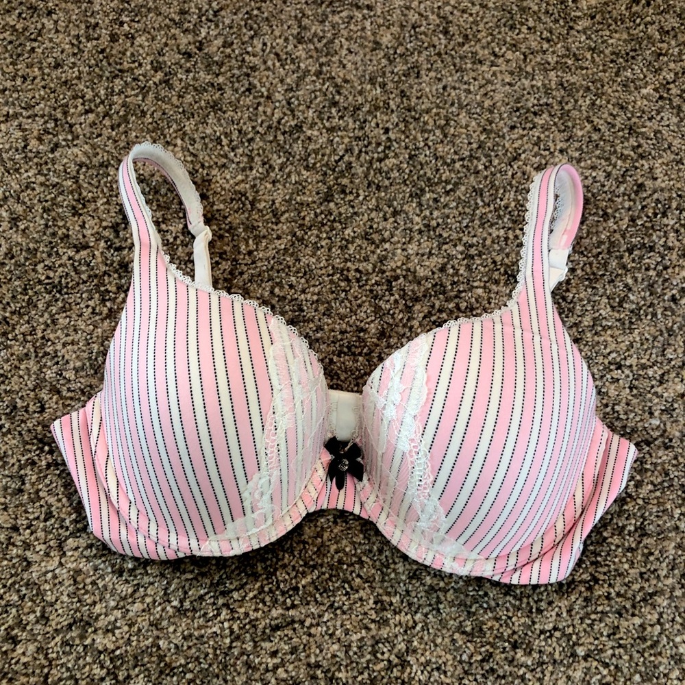 Victoria’s Secret Push-up Bra | 34D